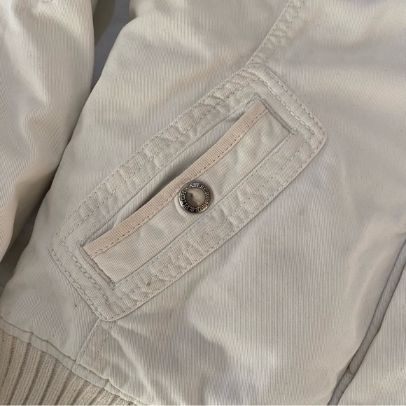 Vintage Abercrombie & Fitch White Hooded Jacket - Picture 5 of 16
